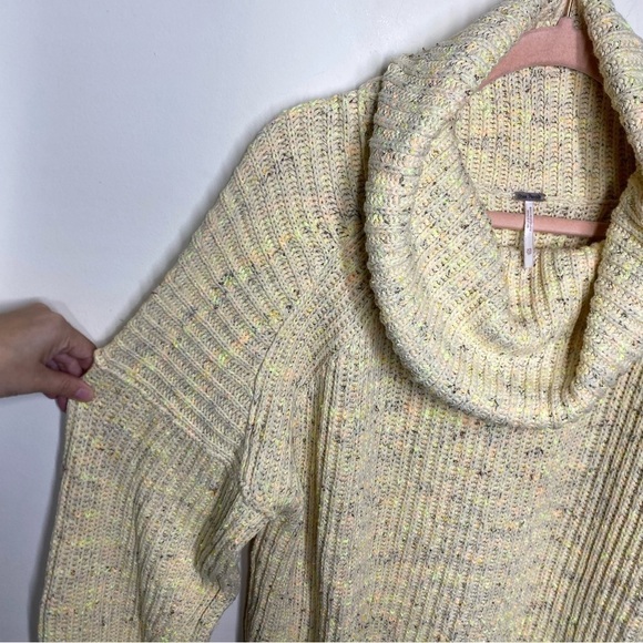 Free People Leo Tunic Cowl Neck Pullover Sweater in Sassy Peach Combo - Picture 4 of 6